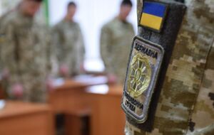 За два дня до этого в Хмельницком обнаружили мертвым 20-летнего курсанта академии ГПСУ с огнестрельным ранением