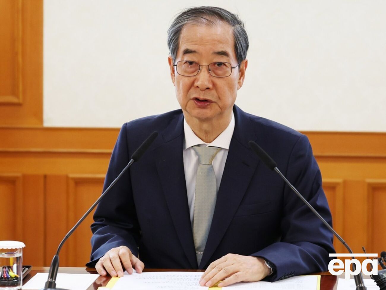 Исполняющий обязанности президента Южной Кореи заявил, что благодаря помощи США в послевоенный период страна стала такой, какой она является сейчас