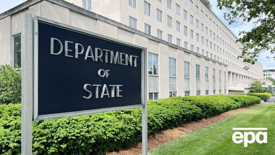 У Держдепі США працюють десятки тисяч співробітників