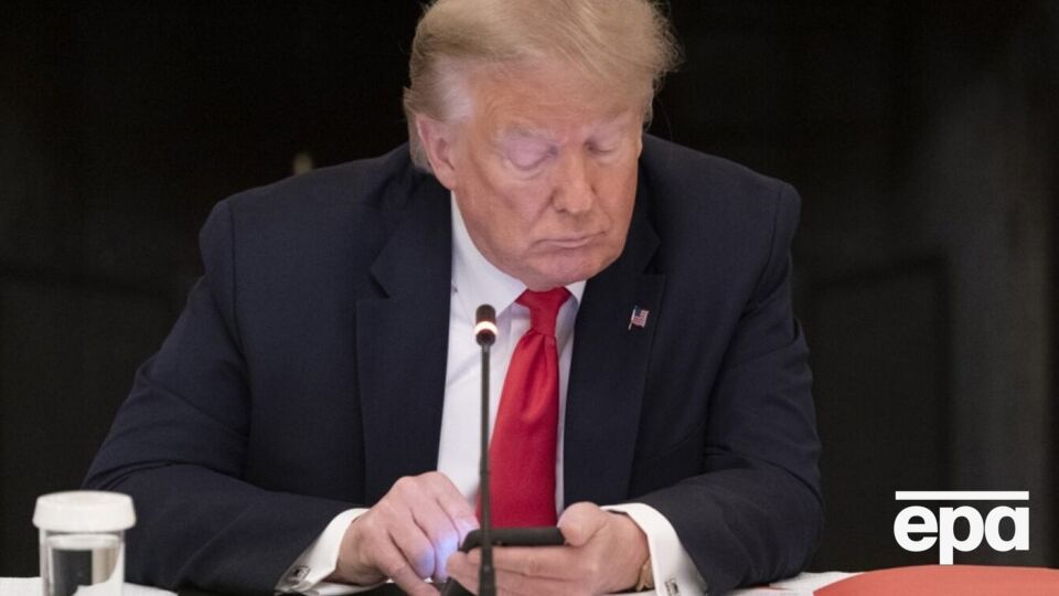 После критики в адрес Байдена, судей и оппозиционеров Трамп пожелал им "счастливой Пасхи"