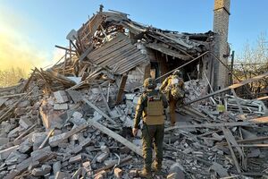 Із-під завалів будинку дістали тіла чоловіка й жінки