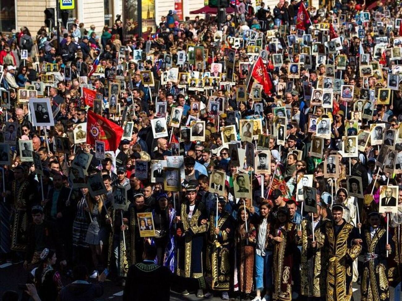 Медиа добавляет, что обычно на такие акции должны дать разрешение муниципальные власти