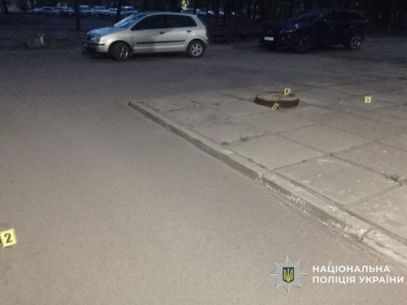Чоловік стріляв з автомата посеред житлового району