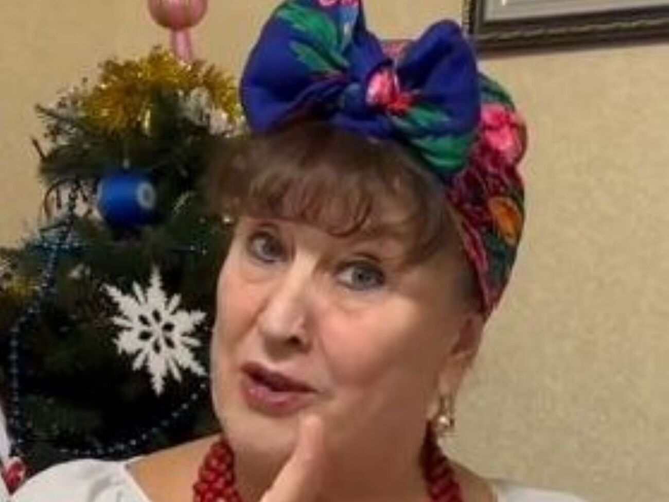 Фаліон: У мене опустилися брови, і я не можу макіяж тепер накласти нормальний