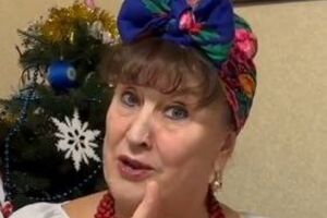 Фалион: У меня опустились брови, и я не могу макияж теперь наложить нормальный