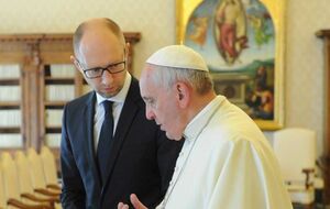 Яценюк: Ценю все, что папа римский Франциск сделал для Украины, и печалюсь по поводу того, что не сумел