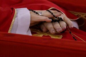 Тіло понтифіка віддадуть землі 26 квітня