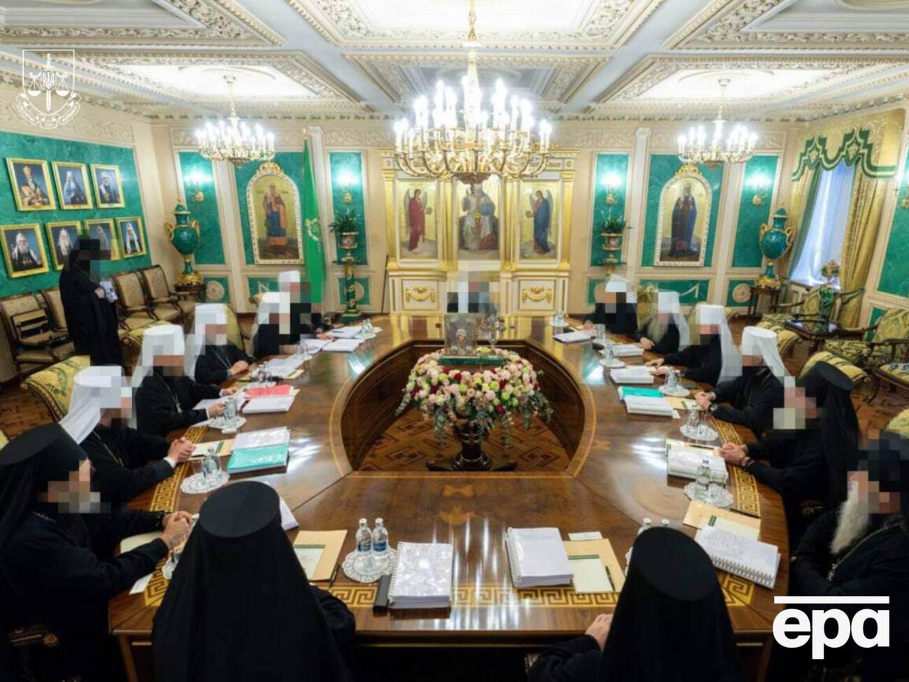 По данным следствия, митрополиты – члены священного синода Русской православной церкви (РПЦ) в 2022–2024 годах способствовали захвату имущества украинских церквей