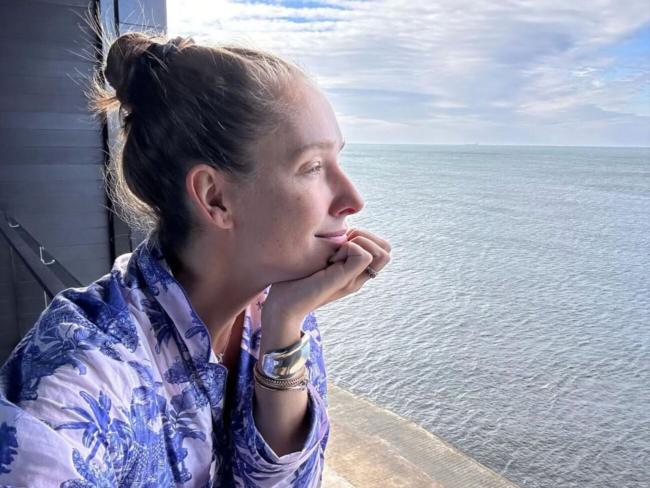 Перш ніж стати ведучою, Осадча працювала моделлю