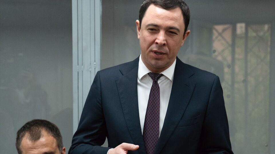 Суд відмовив народним депутатам, які хотіли взяти Прокопіва на поруки