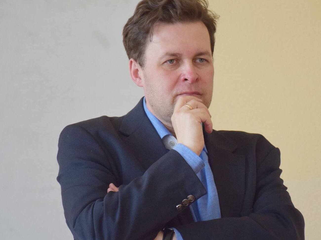 Логіку дій влади все частіше стає складно пояснити, написав Магда