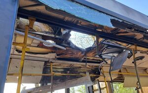 Беспилотник попал в автобус