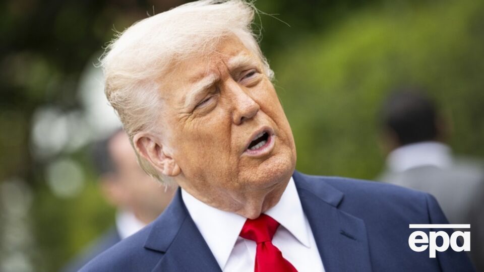 За даними медіа, план Трампа чітко окреслює вигоди Кремля, натомість переваги для України в ньому вказано розпливчасто