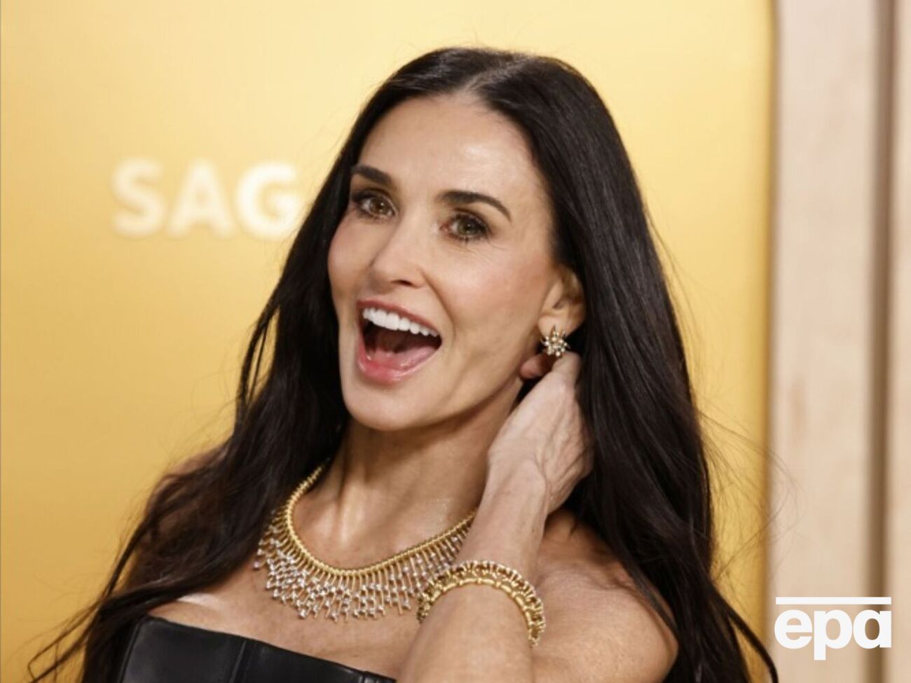 Мур: Красота исходит из комфорта быть тем, кто ты есть