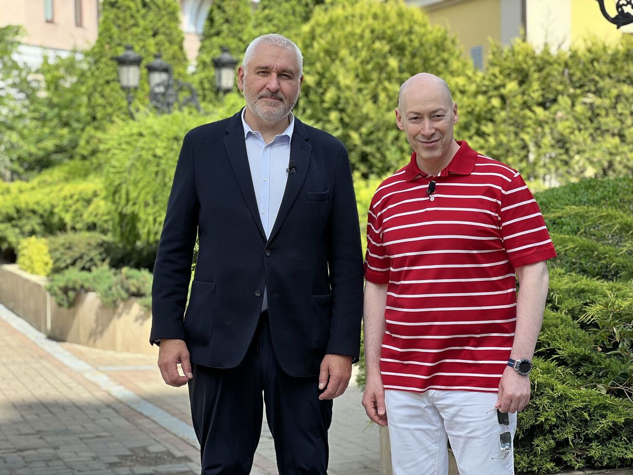 Фейгін і Гордон обговорили мирні переговори щодо України