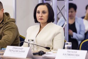 Жолнович обратила внимание, что женщин работает меньше, чем мужчин