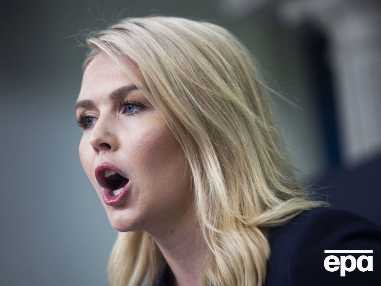 Лівітт зазначила, що розчарування Трампа зростає, а його терпіння закінчується