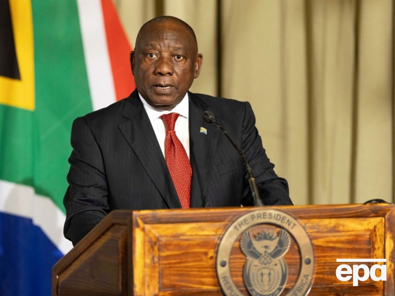 Трамп не хотів натиснути на Зеленського, стверджує Рамафоса