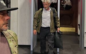 Пенн набил тату, когда был на фронте