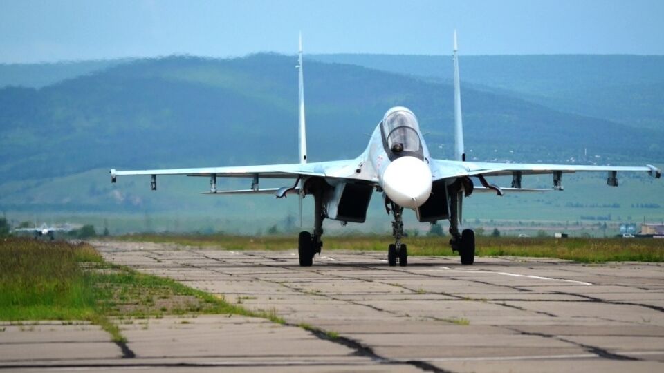 Российский самолет был уничтожен на аэродроме