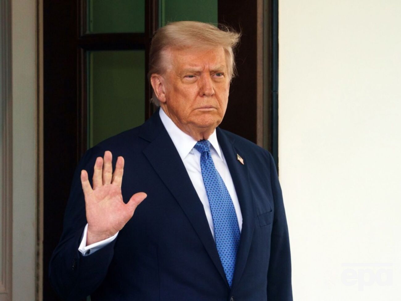 На запитання, чи є ще шанс для миру, Трамп не відповів