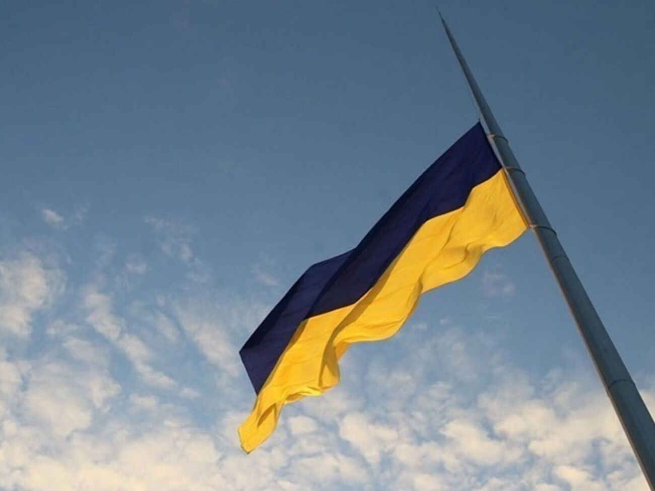 Як зазначили у статті, у центрі вимог – відмова від будь-якого формального міжнародного визнання російського контролю над окупованими територіями