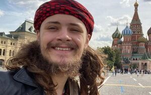 Глосс говорил, что хочет принять гражданство РФ