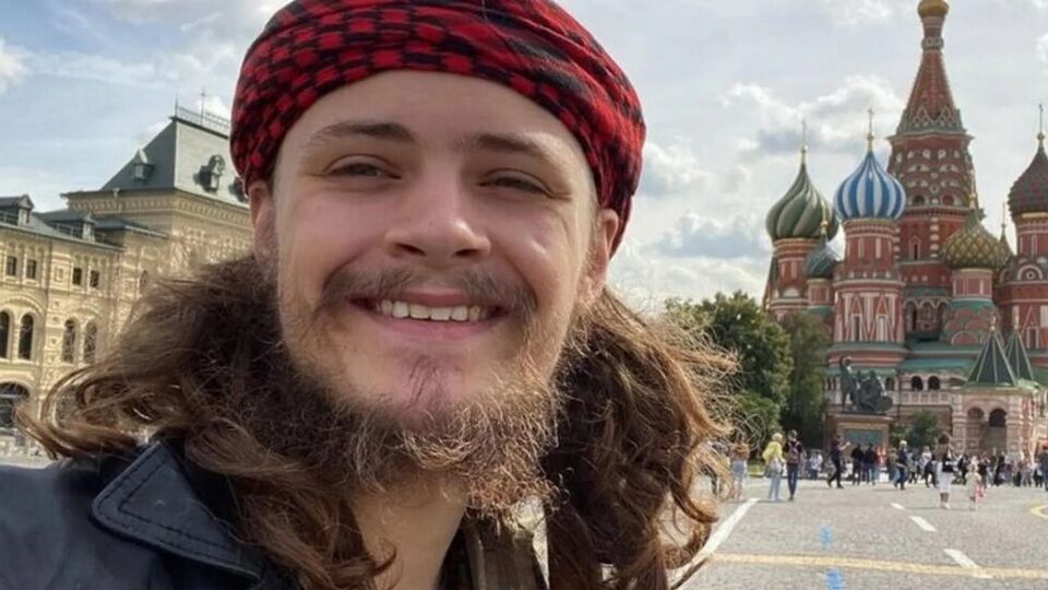 Глосс говорил, что хочет принять гражданство РФ