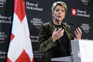 Какие еще страны вошли в 15 "привилегированных", Келлер-Зуттер не уточнила