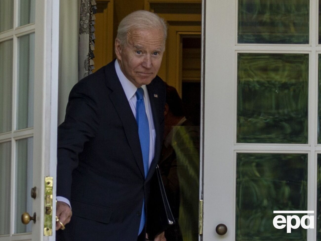 Байден поддерживал тесные рабочие связи с понтификом