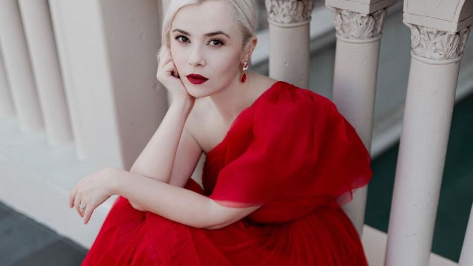 Мика Ньютон живет в США с 2011 года