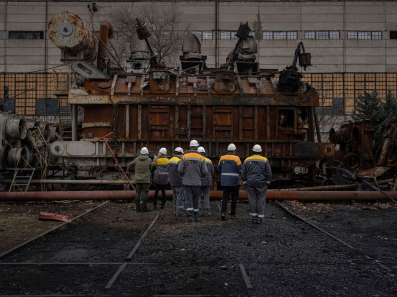 Работаем, чтобы быть готовыми к летним пиковым нагрузкам и к отопительному сезону, сказал Фоменко