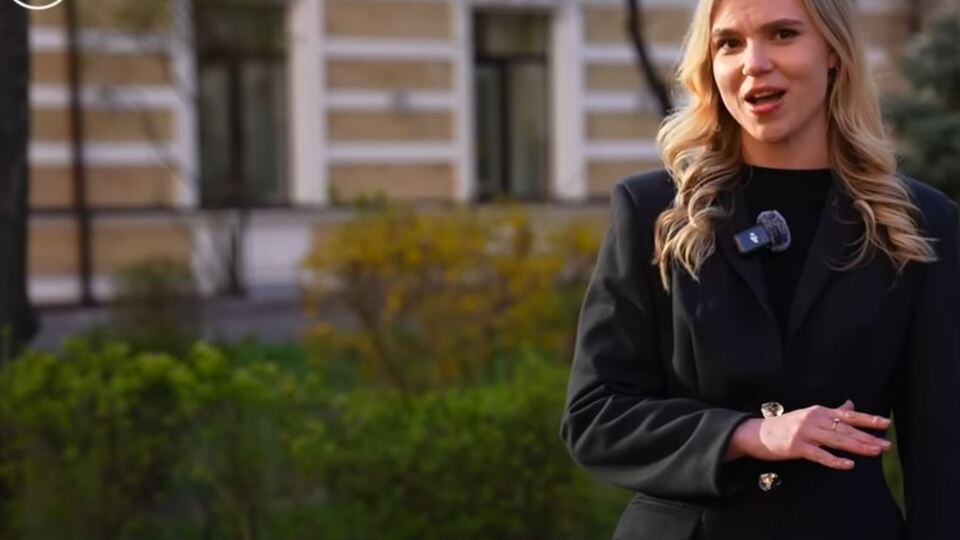 Санкции СНБО власти используют в политических целях, говорится в материале Bihus.info