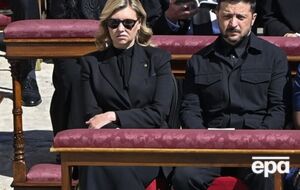 Зеленский на траурной церемонии был в одежде черного цвета