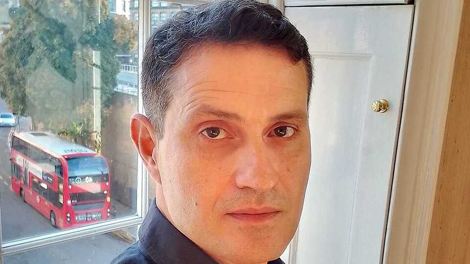 Сеитаблаев в 1989 году с семьей переехал в Крым