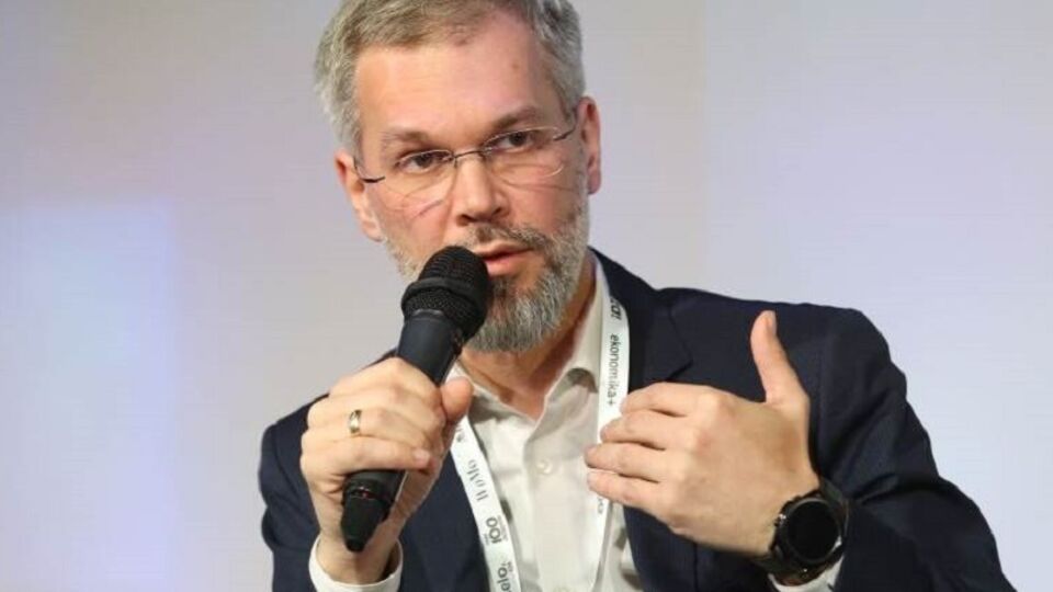 Квалифицированные инженеры станут фундаментом для восстановления Украины, отметил Давыденко