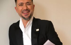 Налчаджиоглу: Я живу в заміському, можна сказати, готелі під Києвом