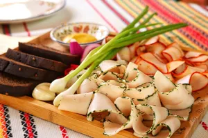 Сало має постояти три дні в холодильнику