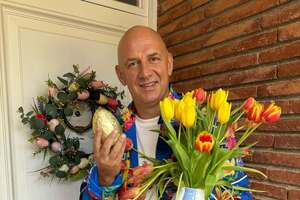 Потап живет за границей