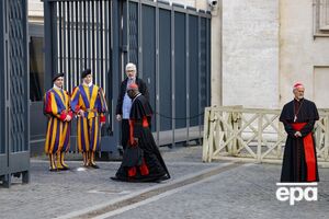 Обиратиме папу 135 кардиналів