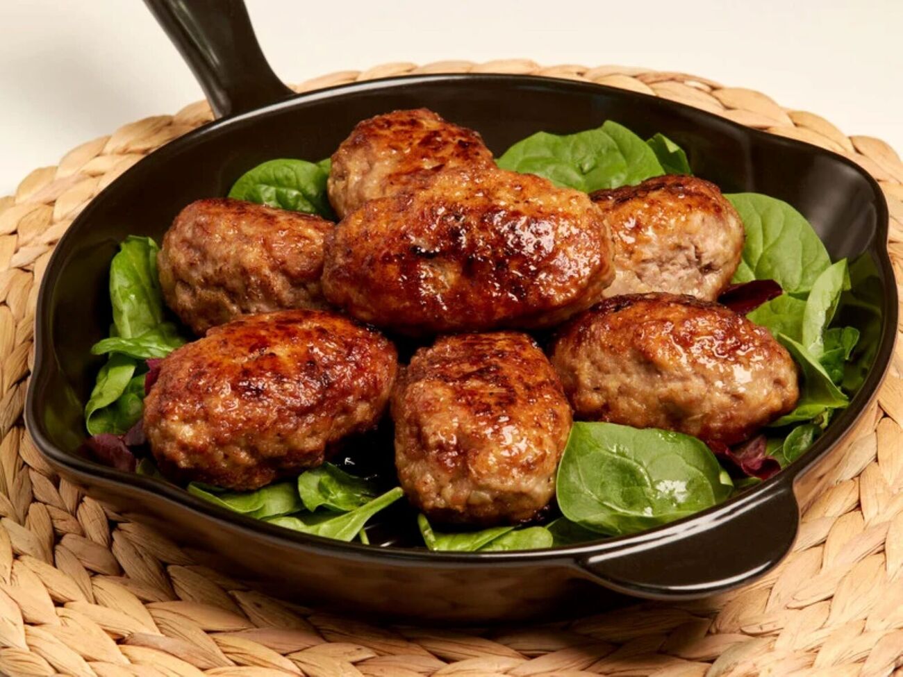 Для котлет лучше всего брать мясо средней жирности