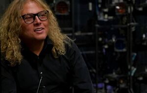 Лавренчук: Возможно, мы теряем контракты, деньги и возможность работать, но не теряем достоинства