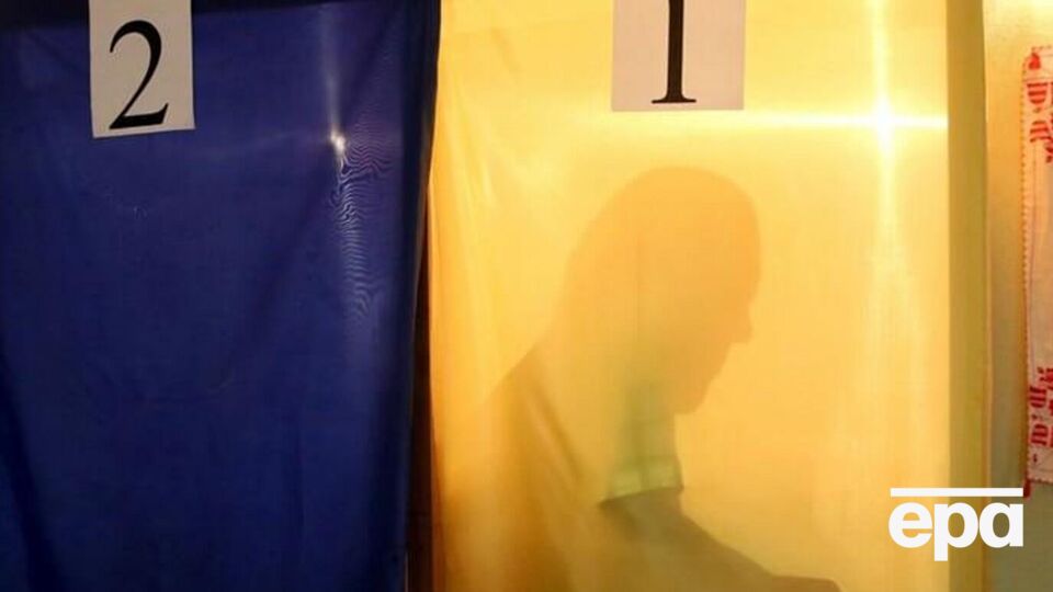 В то же время, по некоторым данным СМИ, Россия все еще может настаивать на возвращении этого требования