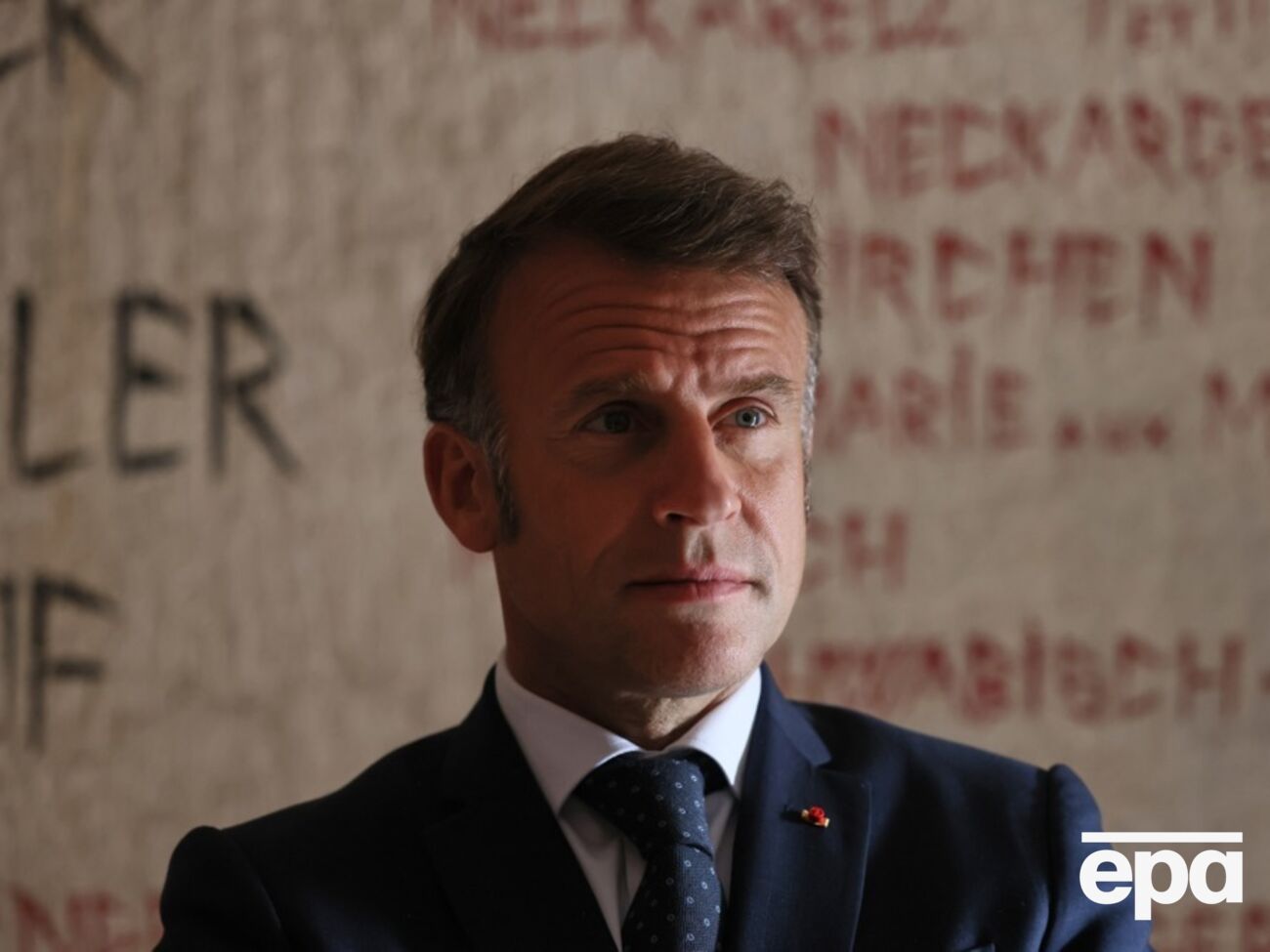 Французький лідер заявив, що Європа має бути готовою разом зі США посилити свою позицію стосовно Росії