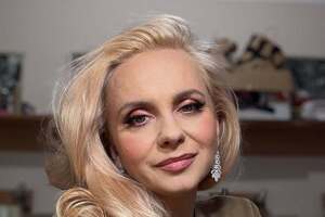 Ребрик родилась в 1981 году в Черновцах