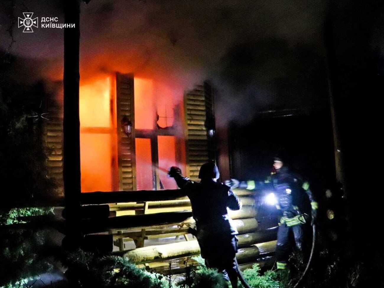 Падение обломков привело к пожару