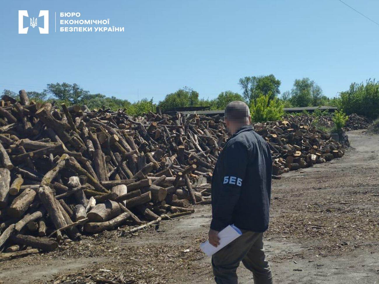 На активи підозрюваних вартістю понад 36 млн грн наклали арешти