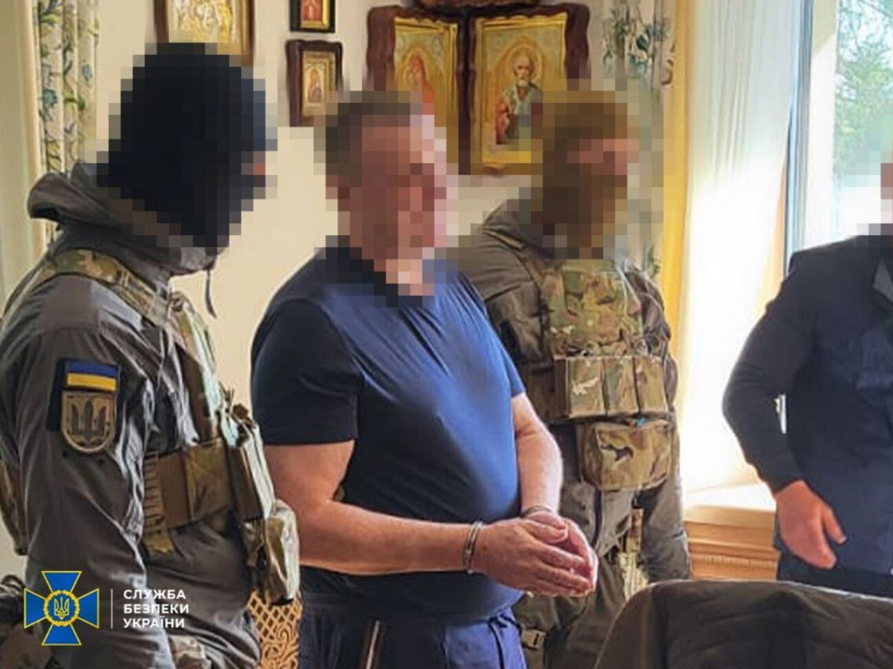 Окрім очільників підприємства, СБУ затримала екскерівника військового представництва Міноборони України й начальника групи контролю відповідного підрозділу