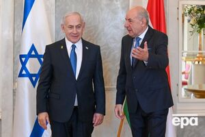 Нетаньяху (слева) утром прибыл в Будапешт