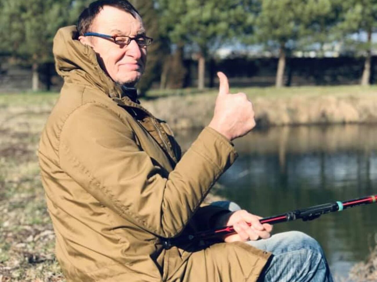 Леонтий Бебешко дебютировал как певец Левко Дурко с песней "Їду в Югославію"